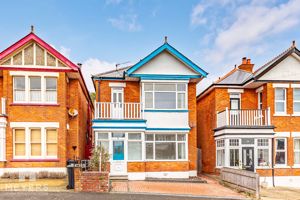 Photo 32- click for photo gallery